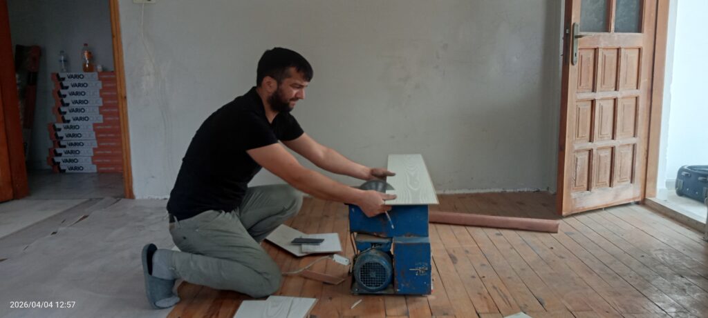 Trabzon Laminant Parke Ustası Parke Kesiyor