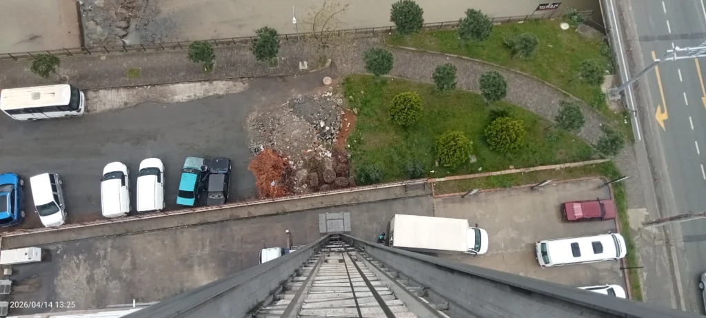 Trabzon Söğütlü evden eve nakliyat 14 kata asansör kurulumu